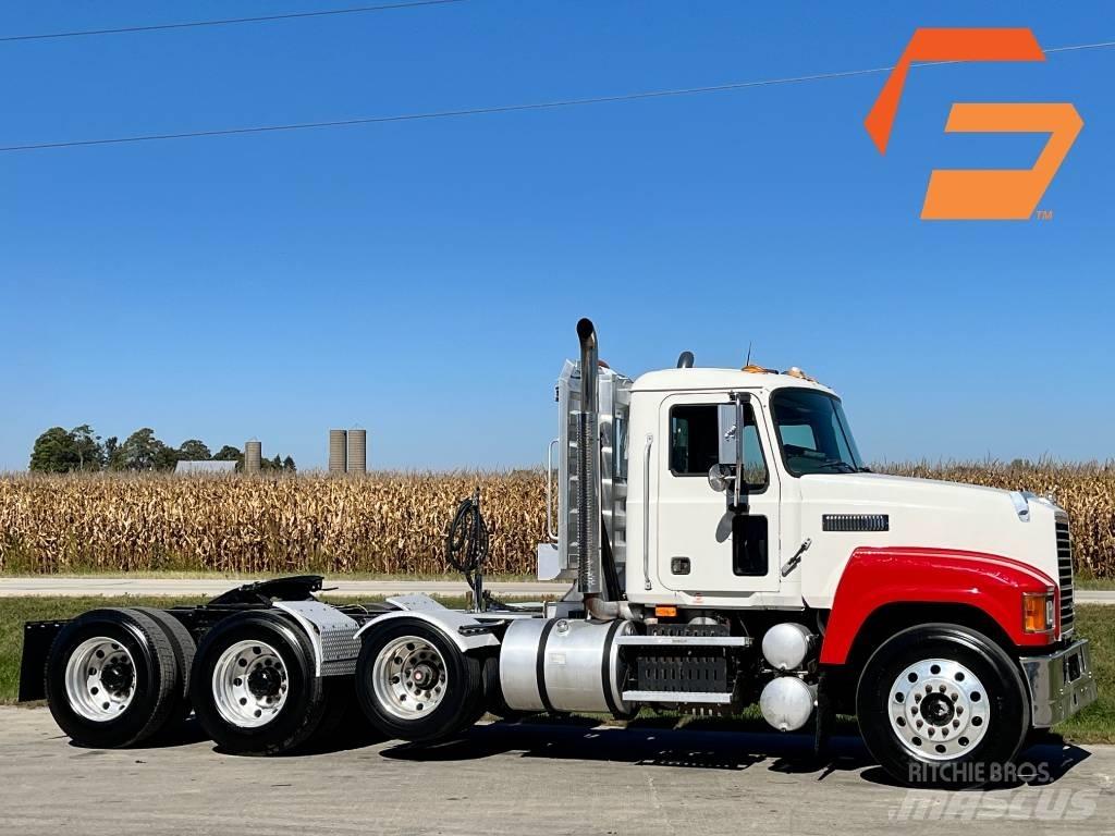 Mack CHU 613 Ciągniki siodłowe