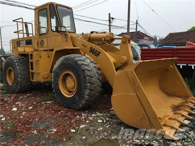 CAT 966 F Ładowarki kołowe