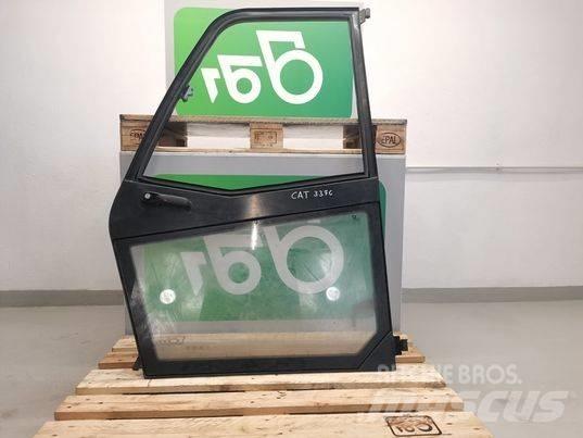 CAT TH337C door Kabiny i wnętrze