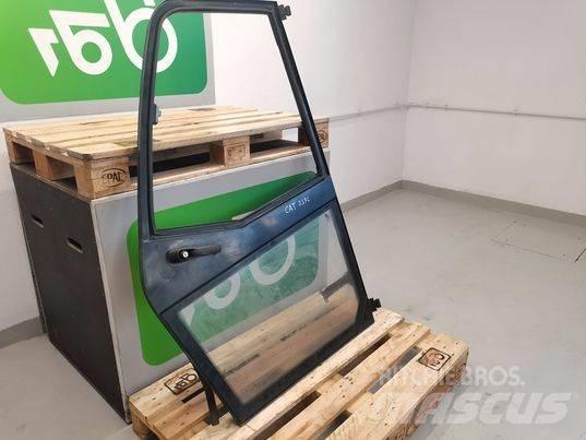 CAT TH337C door Kabiny i wnętrze