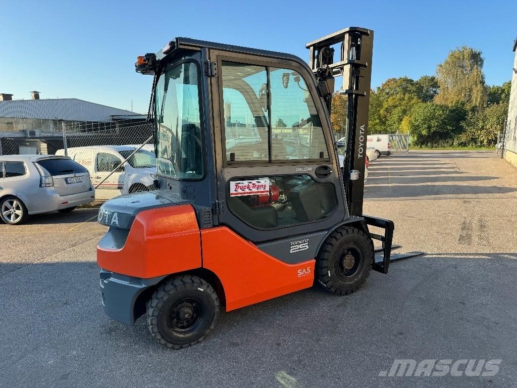 Toyota 02-8FDF25 Wózki Diesla