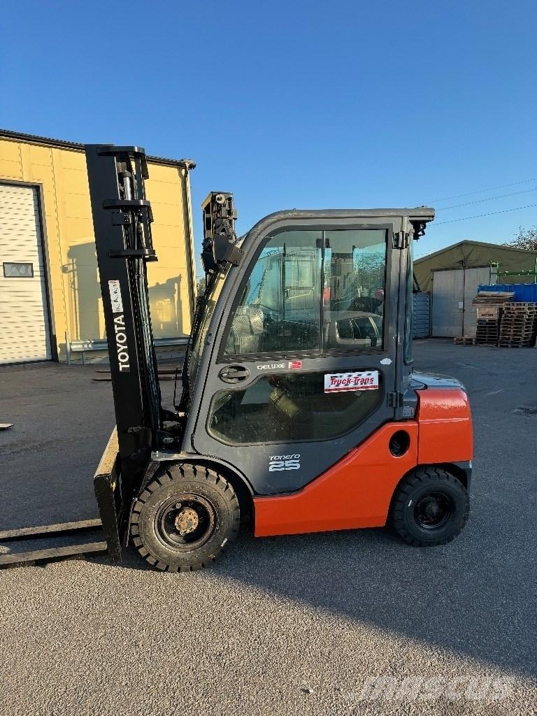 Toyota 02-8FDF25 Wózki Diesla