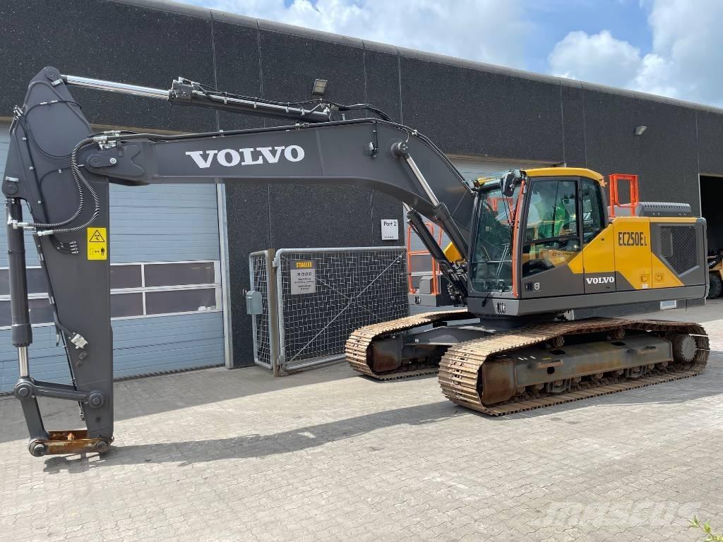 Volvo EC250E Koparki gąsienicowe
