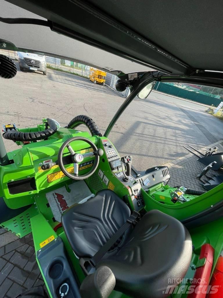Avant 860 i Ładowarki kołowe