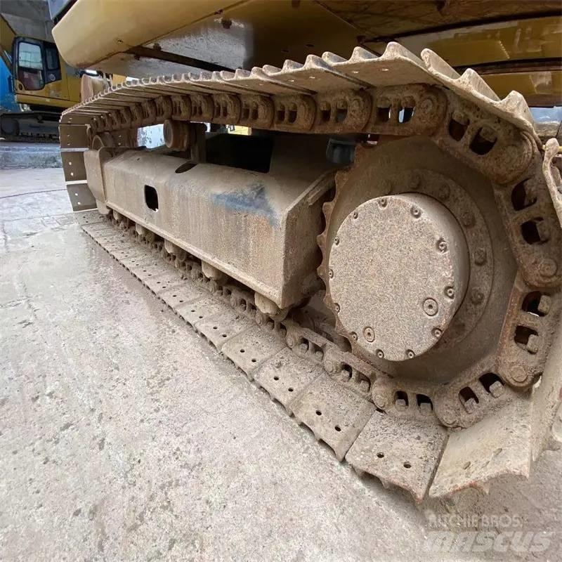 CAT 307 Koparki gąsienicowe