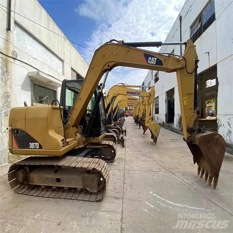 CAT 307 Koparki gąsienicowe