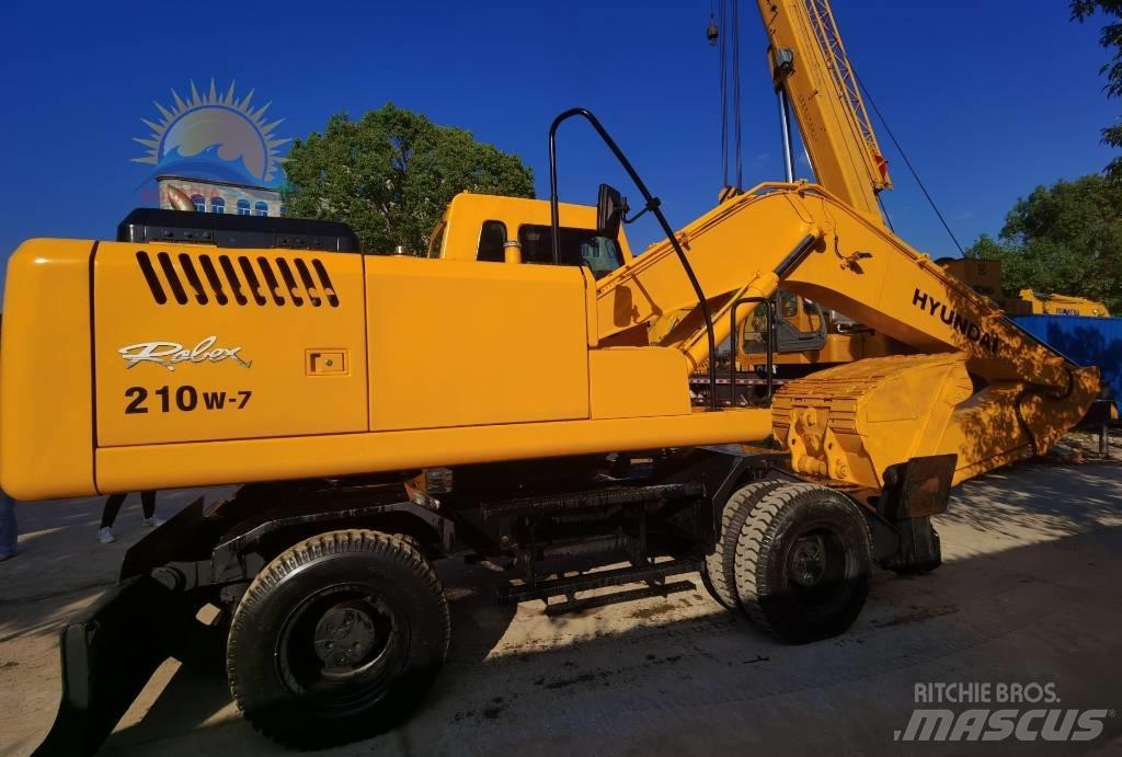 Hyundai R210W-7 Koparki kołowe