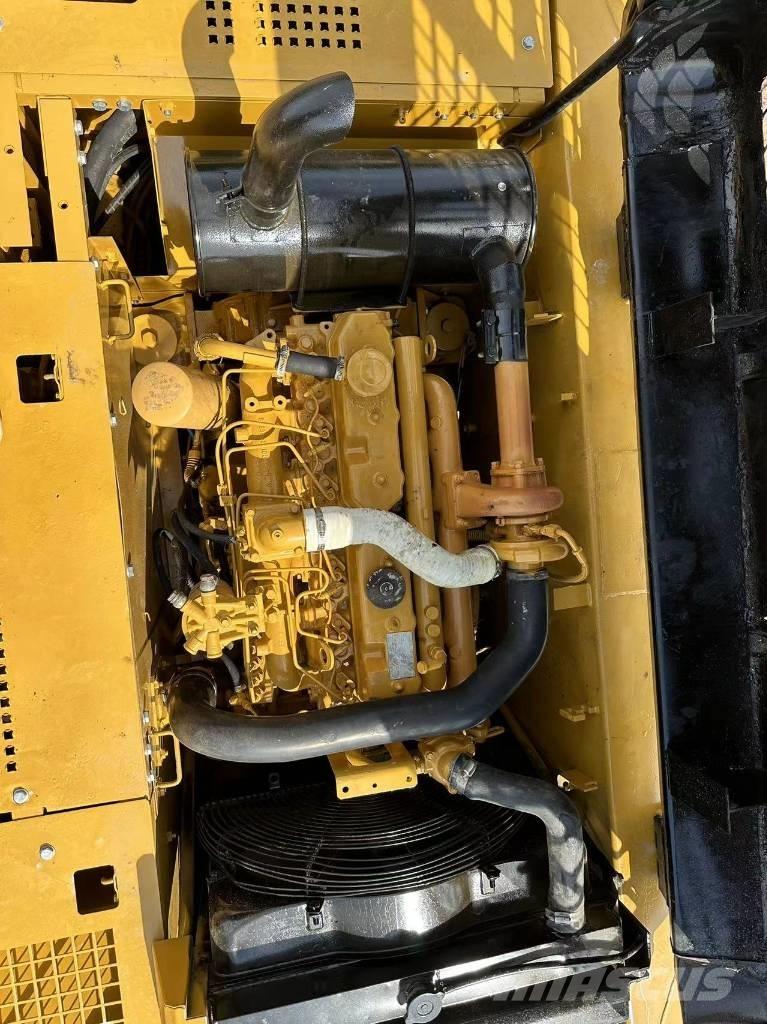 CAT 320 B Koparki gąsienicowe