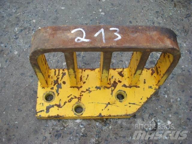 CAT (213) Tritt Ramy i zawieszenie