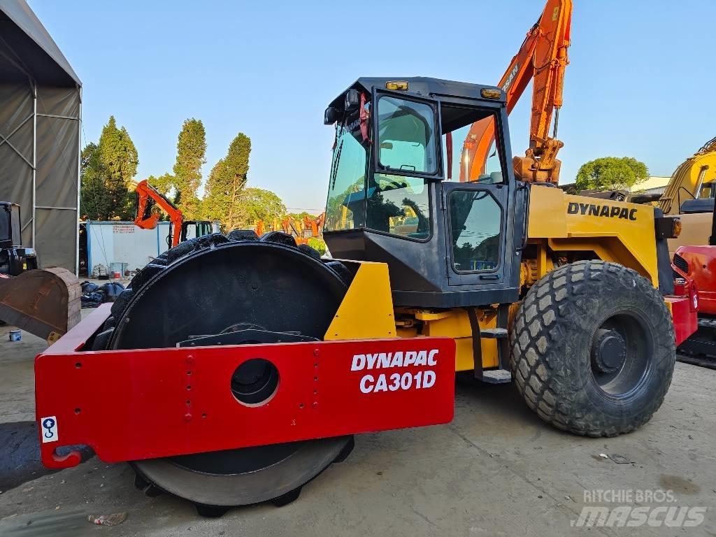 Dynapac CA 301 D Walce jednobębnowe