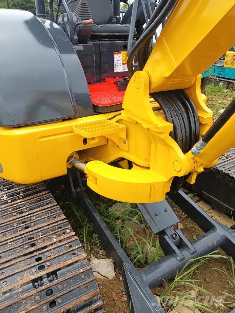 Komatsu PC 40 Koparki gąsienicowe
