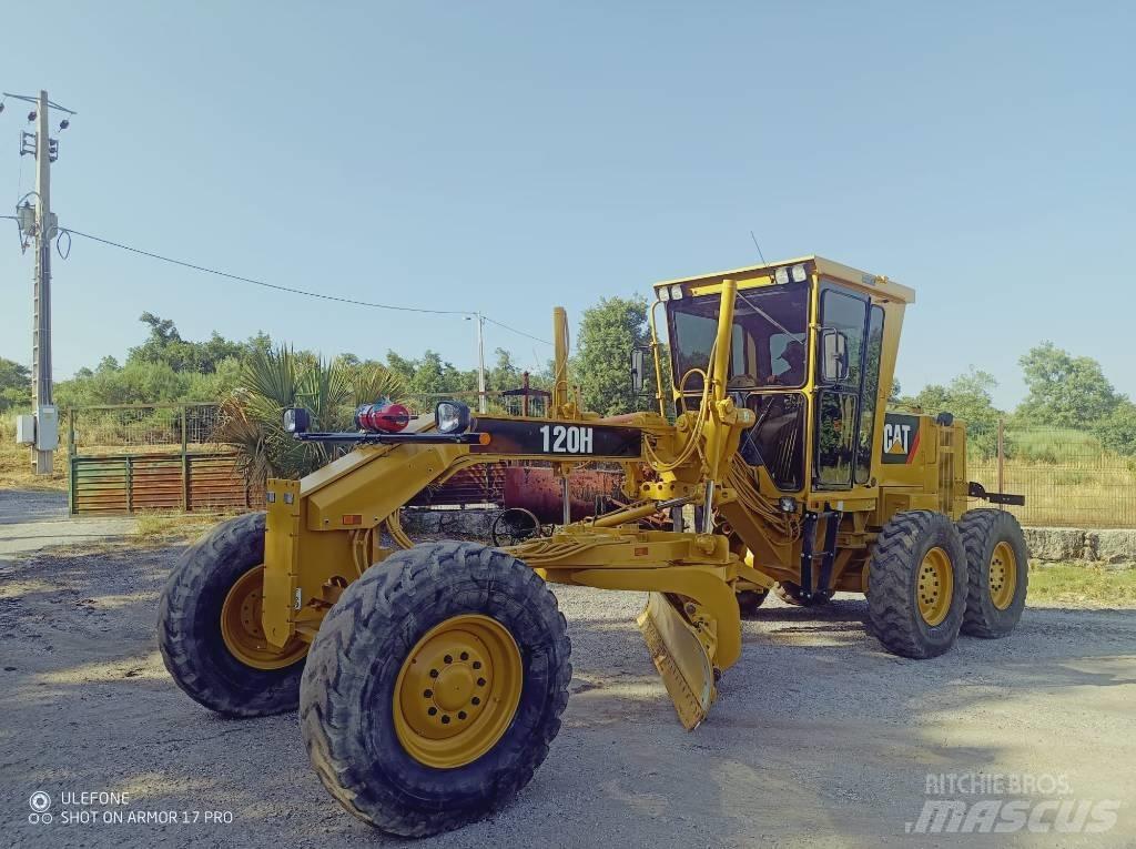 CAT 120 H Równiarki