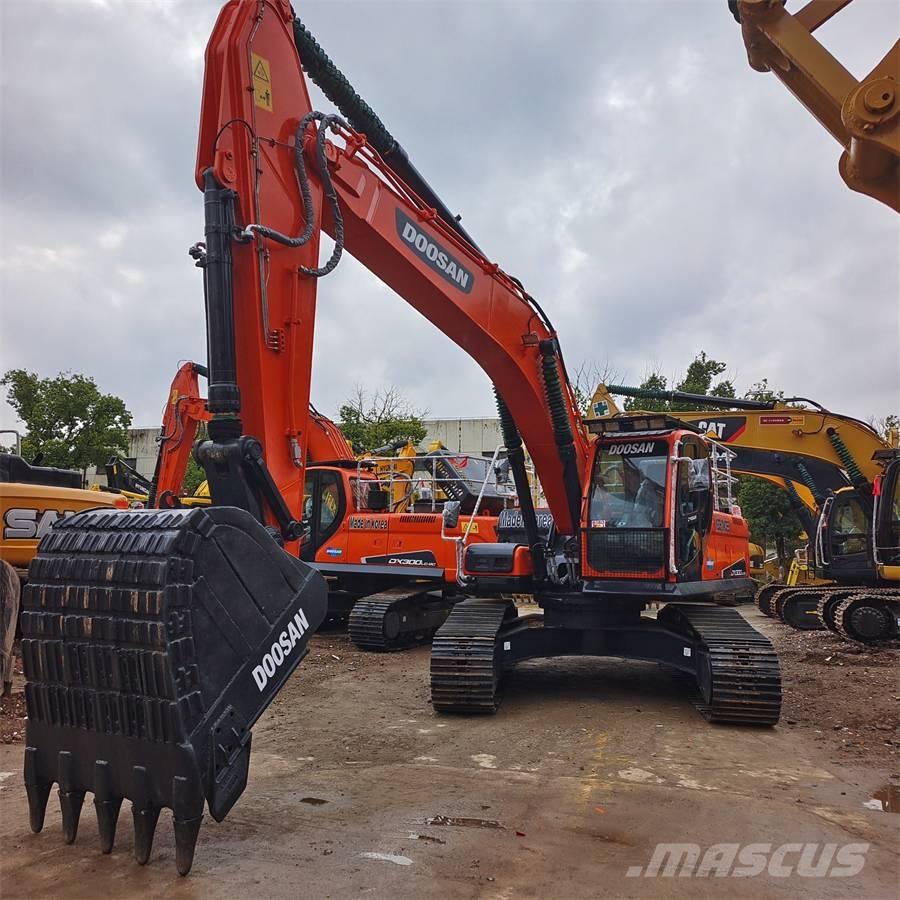 Doosan DX 300 LC Koparki gąsienicowe