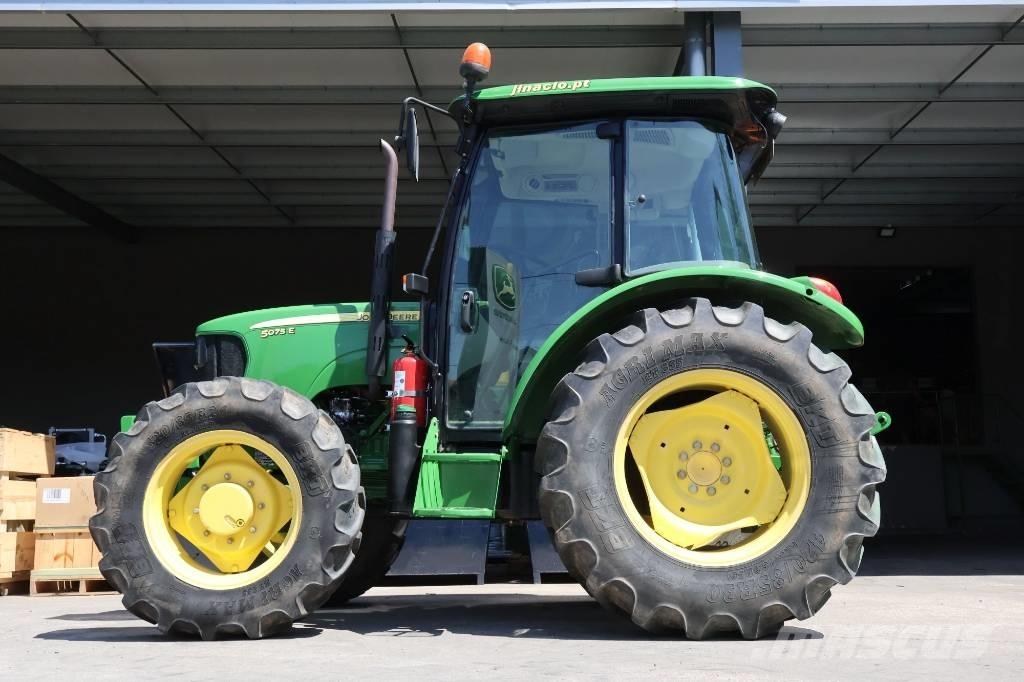 John Deere 5075 E Ciągniki rolnicze