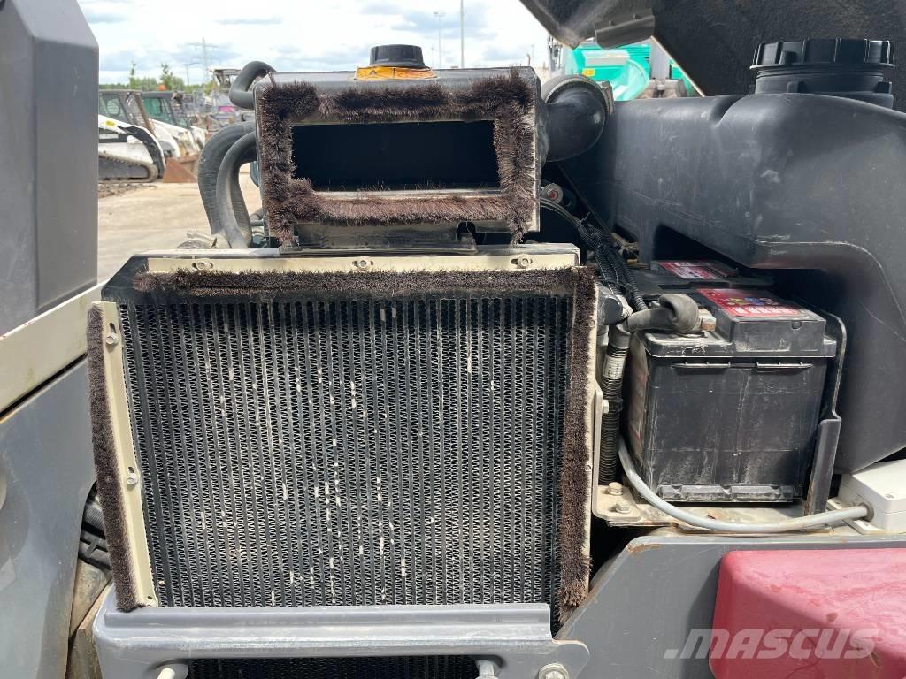 Dynapac CC1300 Walce dwubębnowe