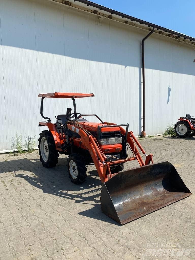 Kubota GL240+tur Mikrociągniki
