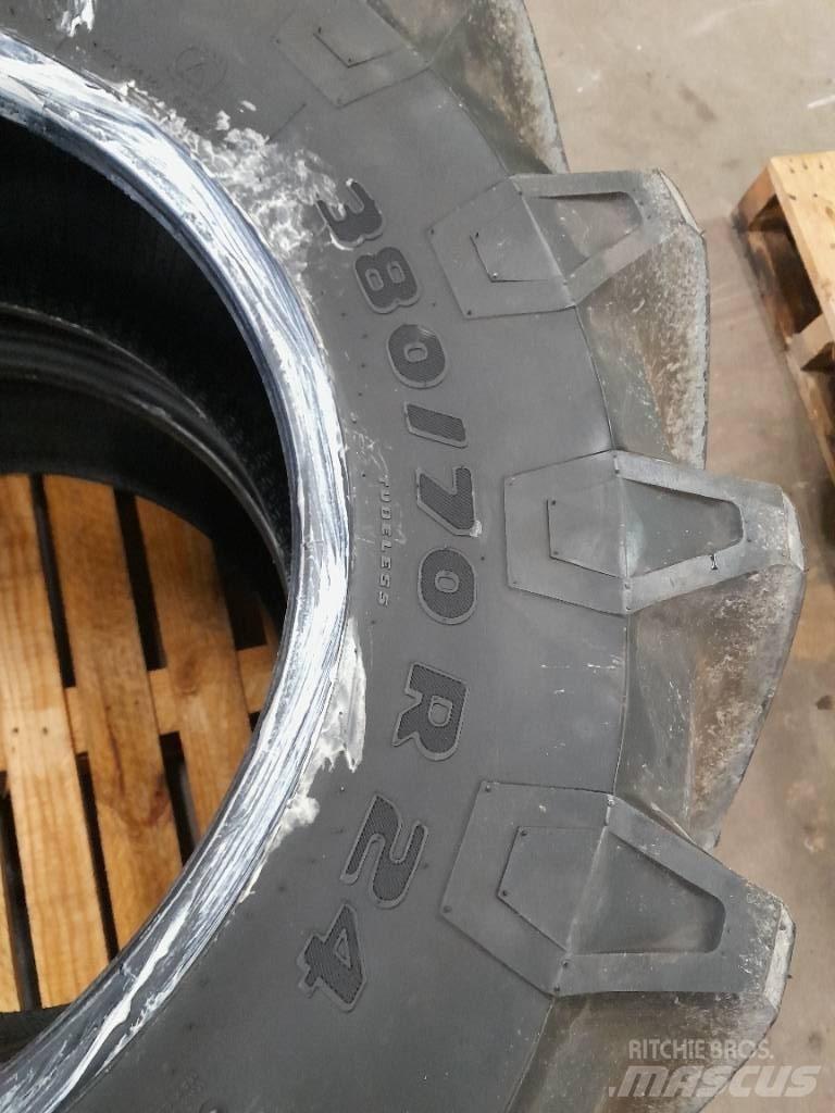 Trelleborg TM700 Opony, koła i felgi