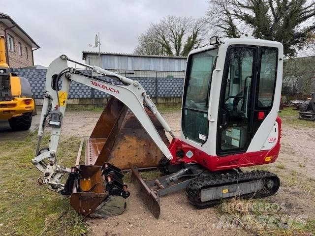 Takeuchi TB 216 V4 Minikoparki