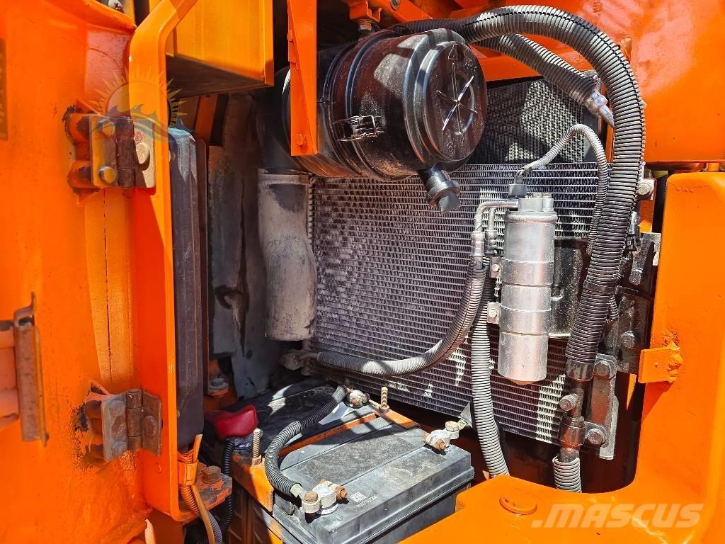 Hitachi ZX 75 Midikoparki  7t - 12t
