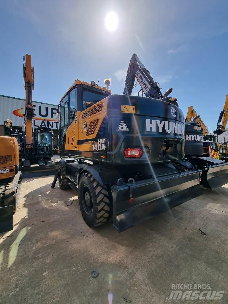 Hyundai HW140A Koparki kołowe