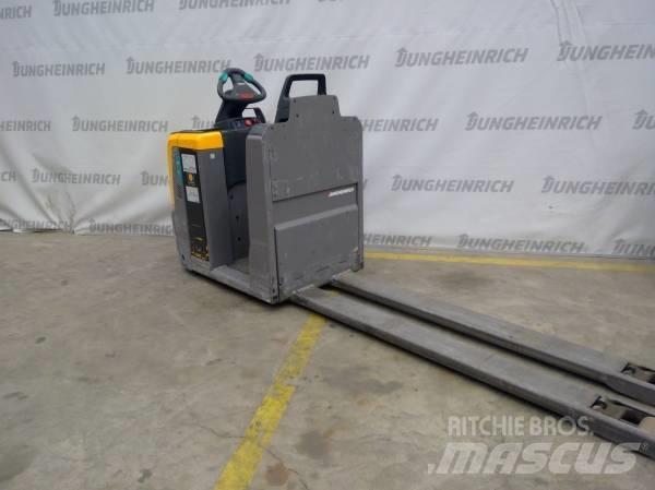 Jungheinrich ECE 225 Wózki kompletacyjne nisko unoszące