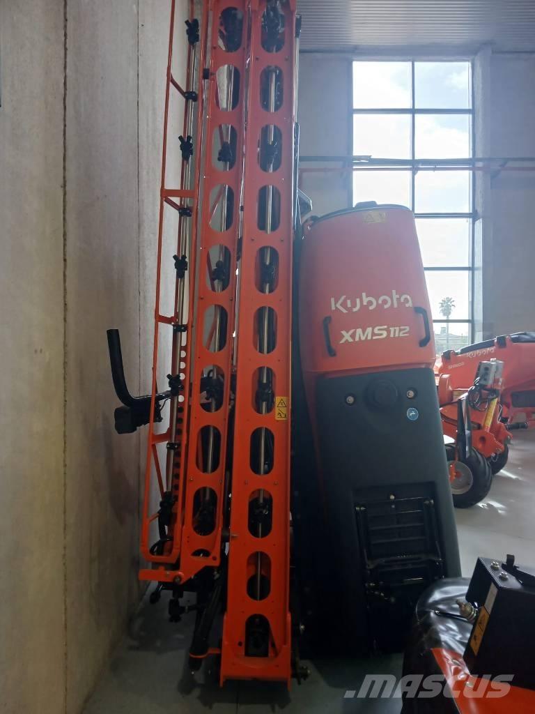 Kubota XMS112 Zamontowane opryskiwacze