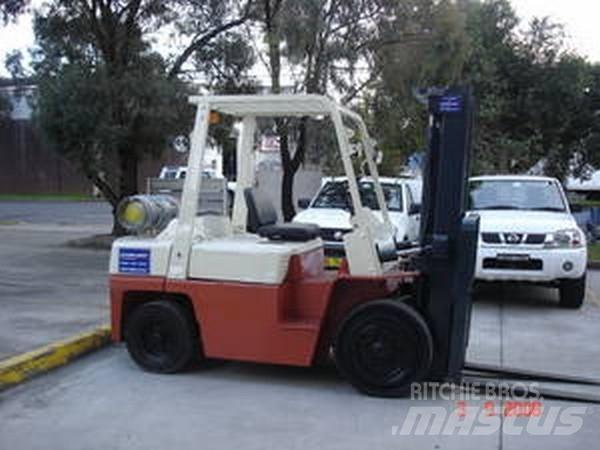 Nissan F03A35U Magazynowanie - Inne