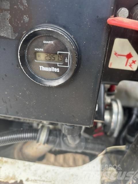 Thwaites MACH 477 Wozidła kolebkowe