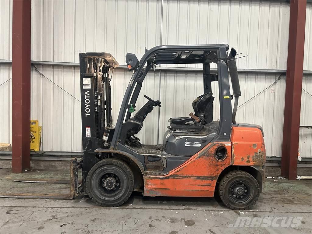 Toyota 02-8FDF25 Wózki Diesla