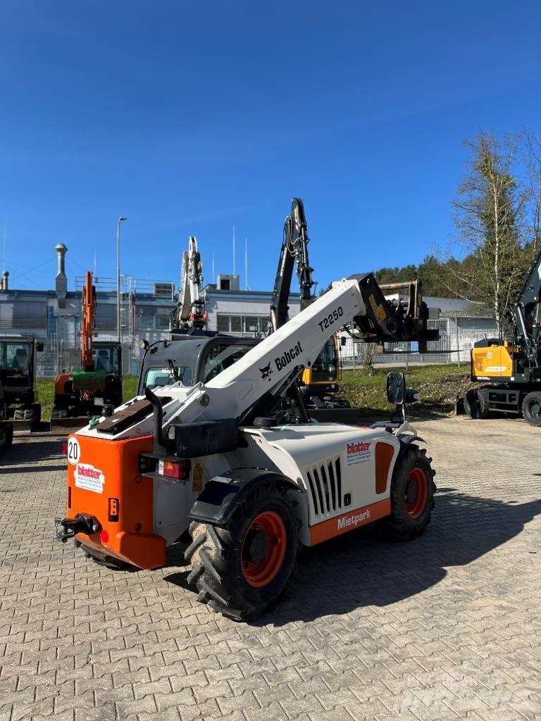 Bobcat T 2250 Ładowarki teleskopowe