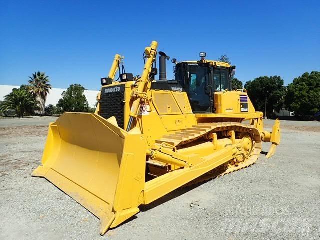 Komatsu D155AXi-8 Spycharki gąsienicowe