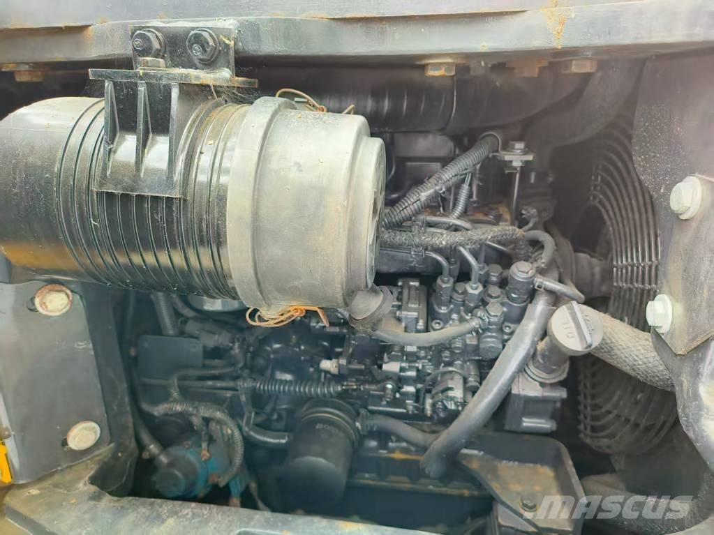 Komatsu PC 40 MR Minikoparki