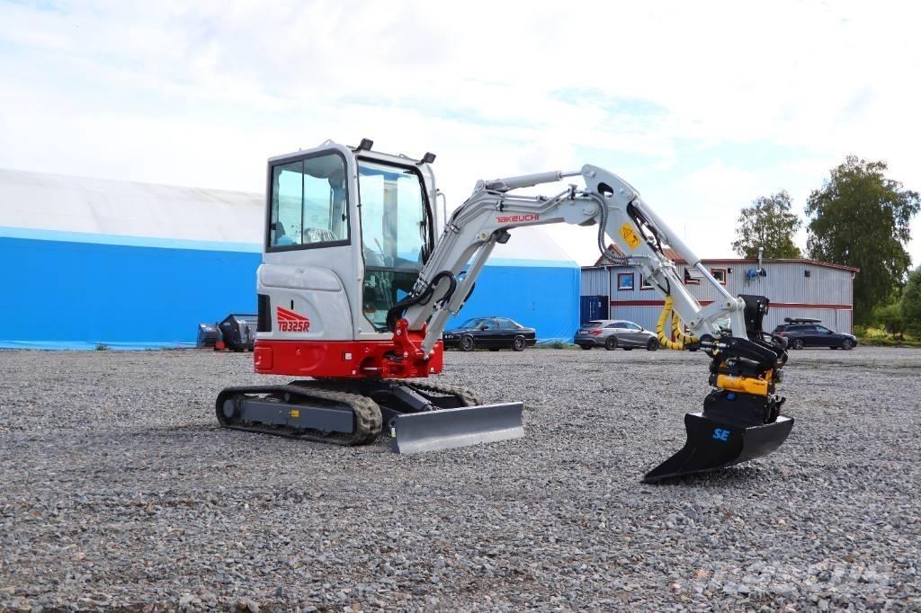 Takeuchi TB325R Minikoparki