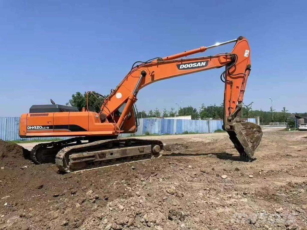 Doosan DH 370 Koparki gąsienicowe