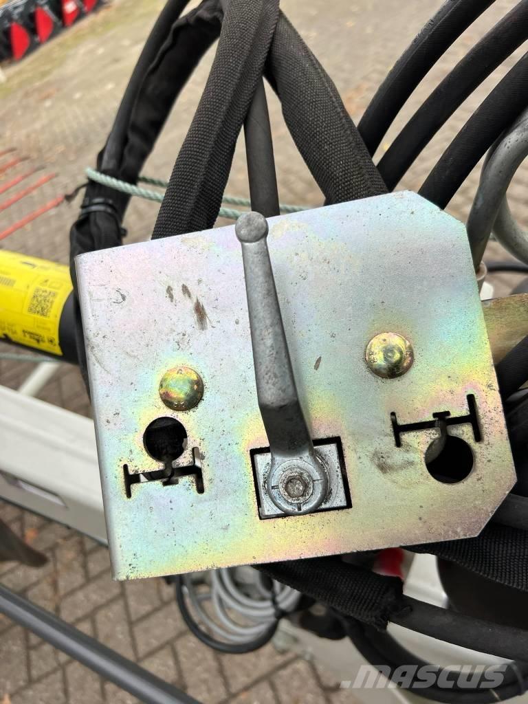 CLAAS Liner 2900 Ciągnikowe żniwiarki pokosowe