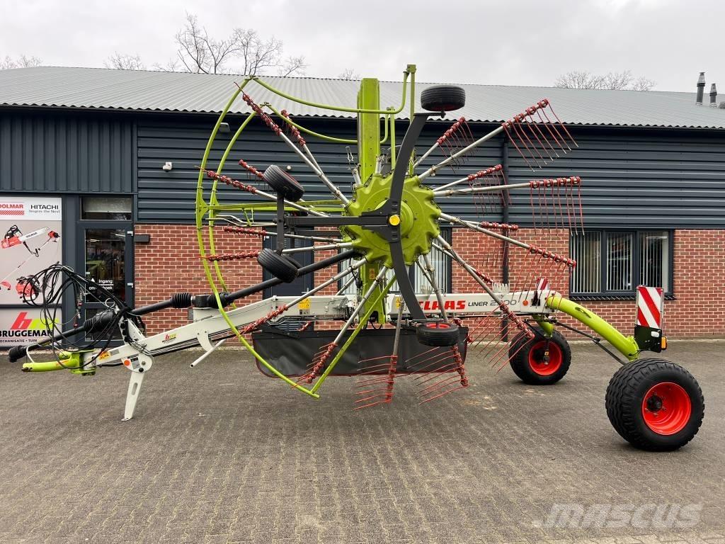 CLAAS Liner 2900 Ciągnikowe żniwiarki pokosowe
