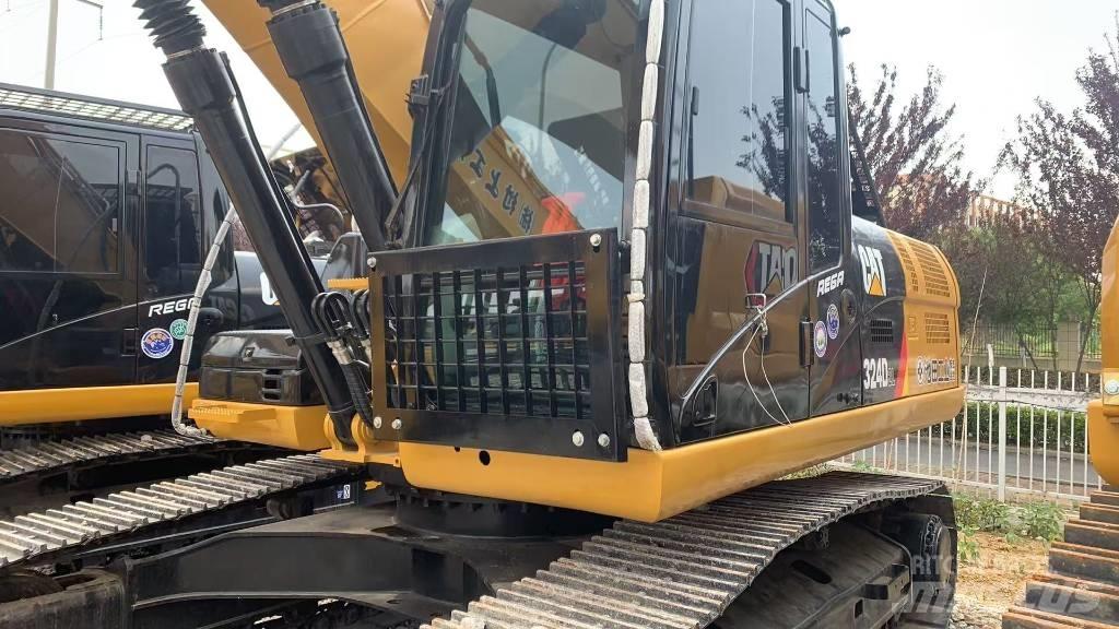 CAT 324 D Koparki gąsienicowe