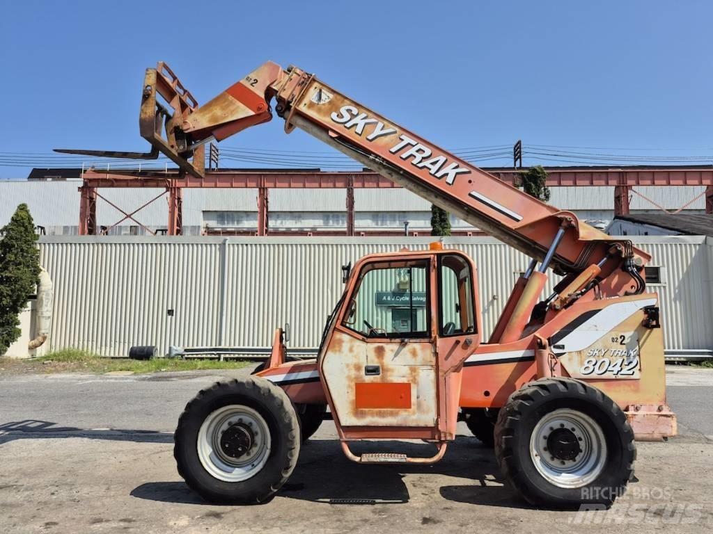 SkyTrak 8042 Ładowarki teleskopowe