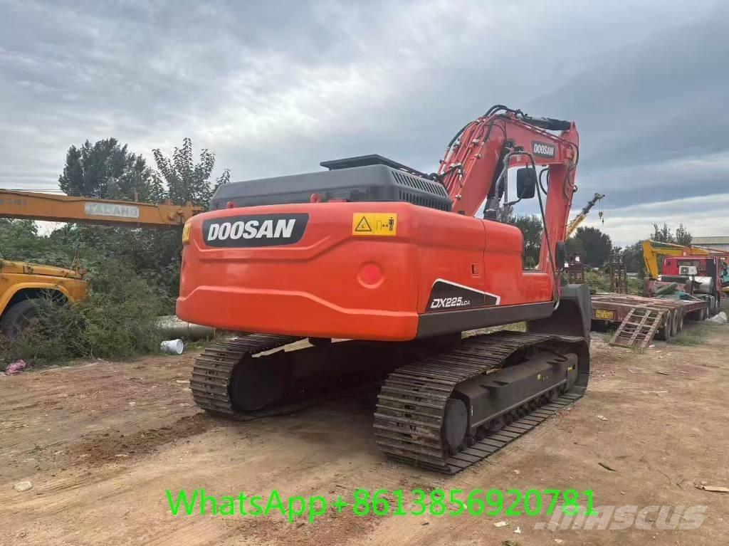 Doosan DX 225 Koparki gąsienicowe