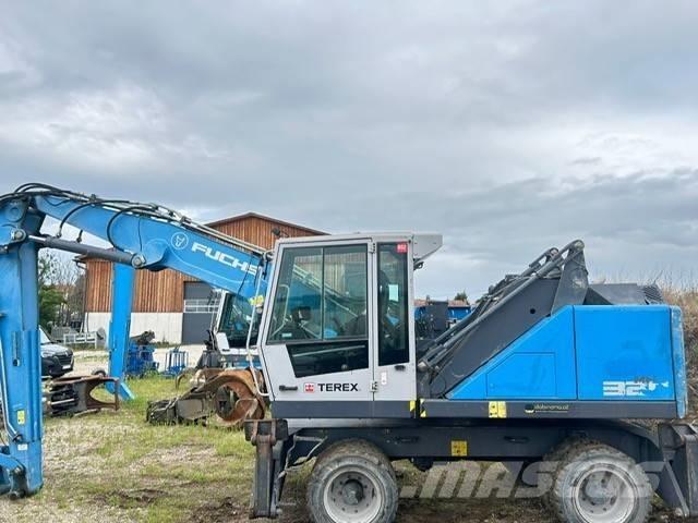 Fuchs MHL 320 Koparki przeładunkowe