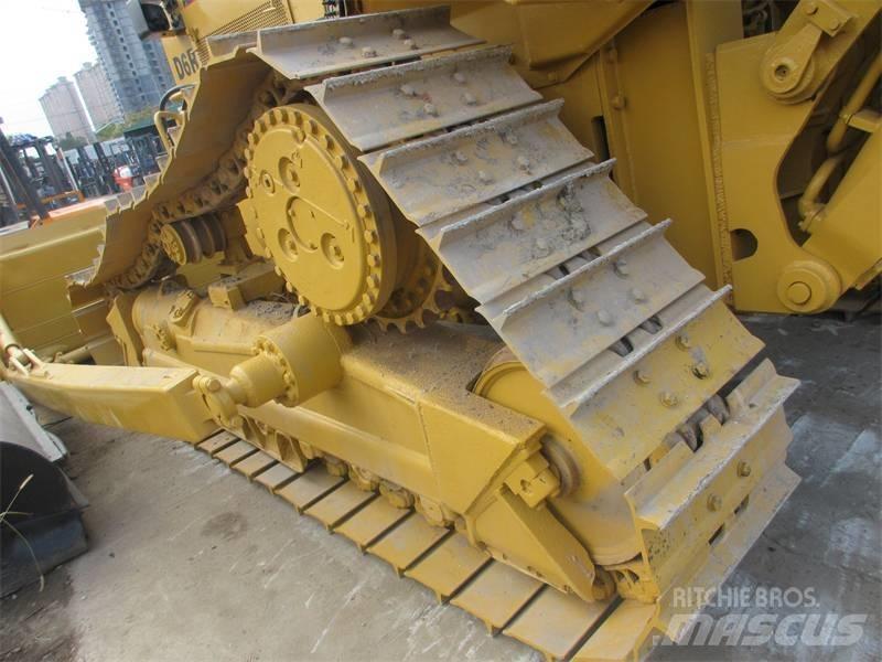 CAT D 6 R Równiarki
