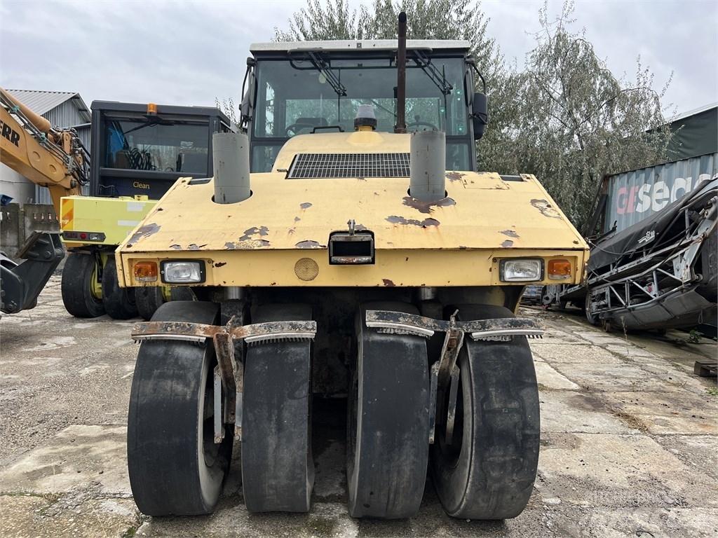 Stavostroj VP 2400 Walce ogumione
