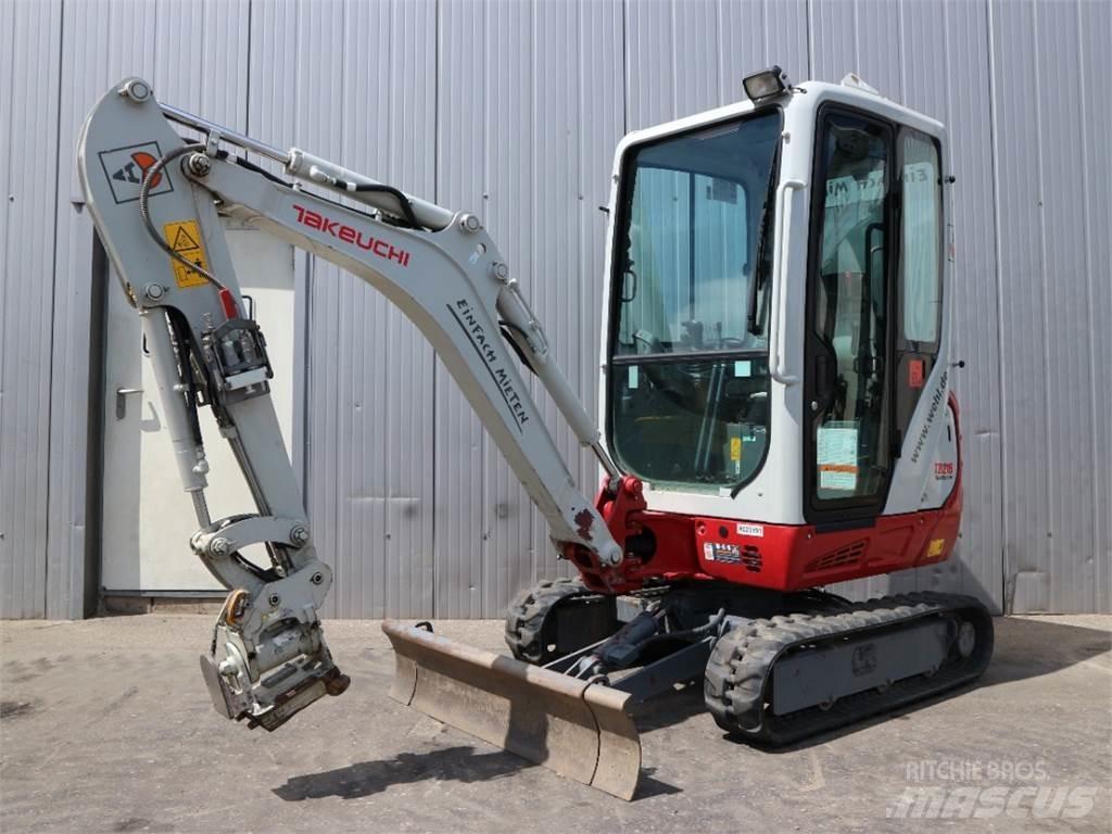 Takeuchi TB216AV4 Minikoparki