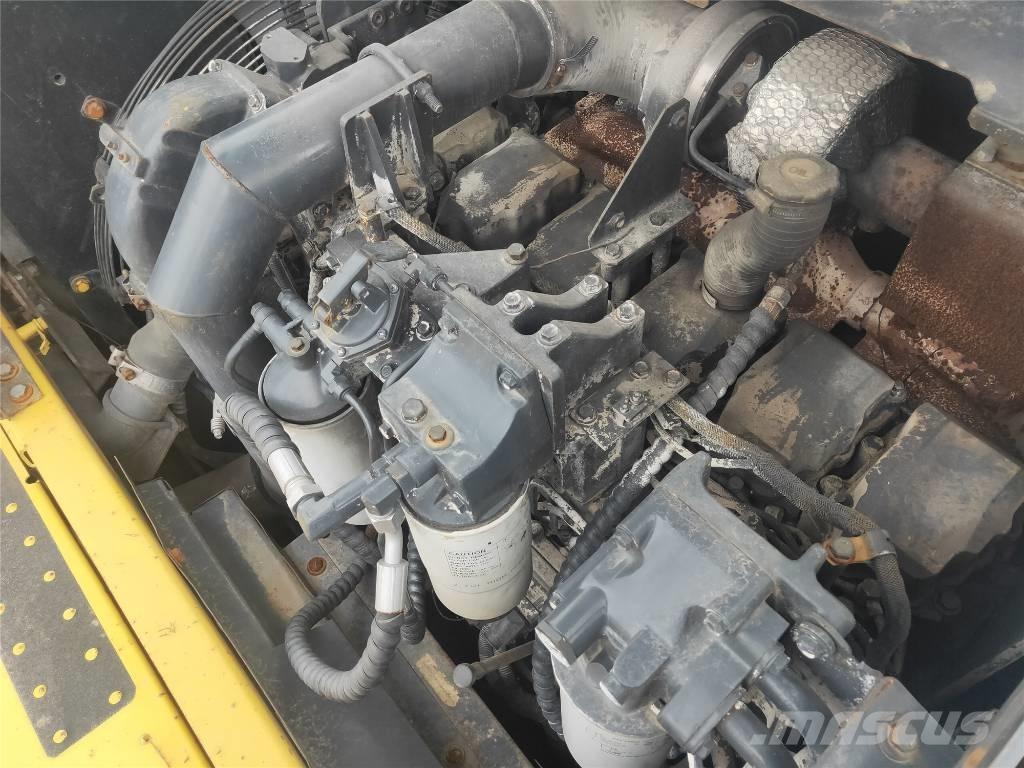 Komatsu PC460-8 Koparki gąsienicowe