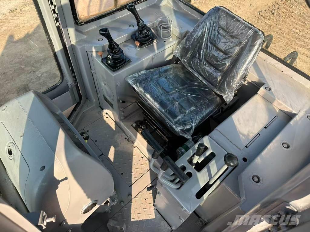 CAT D6G Spycharki gąsienicowe