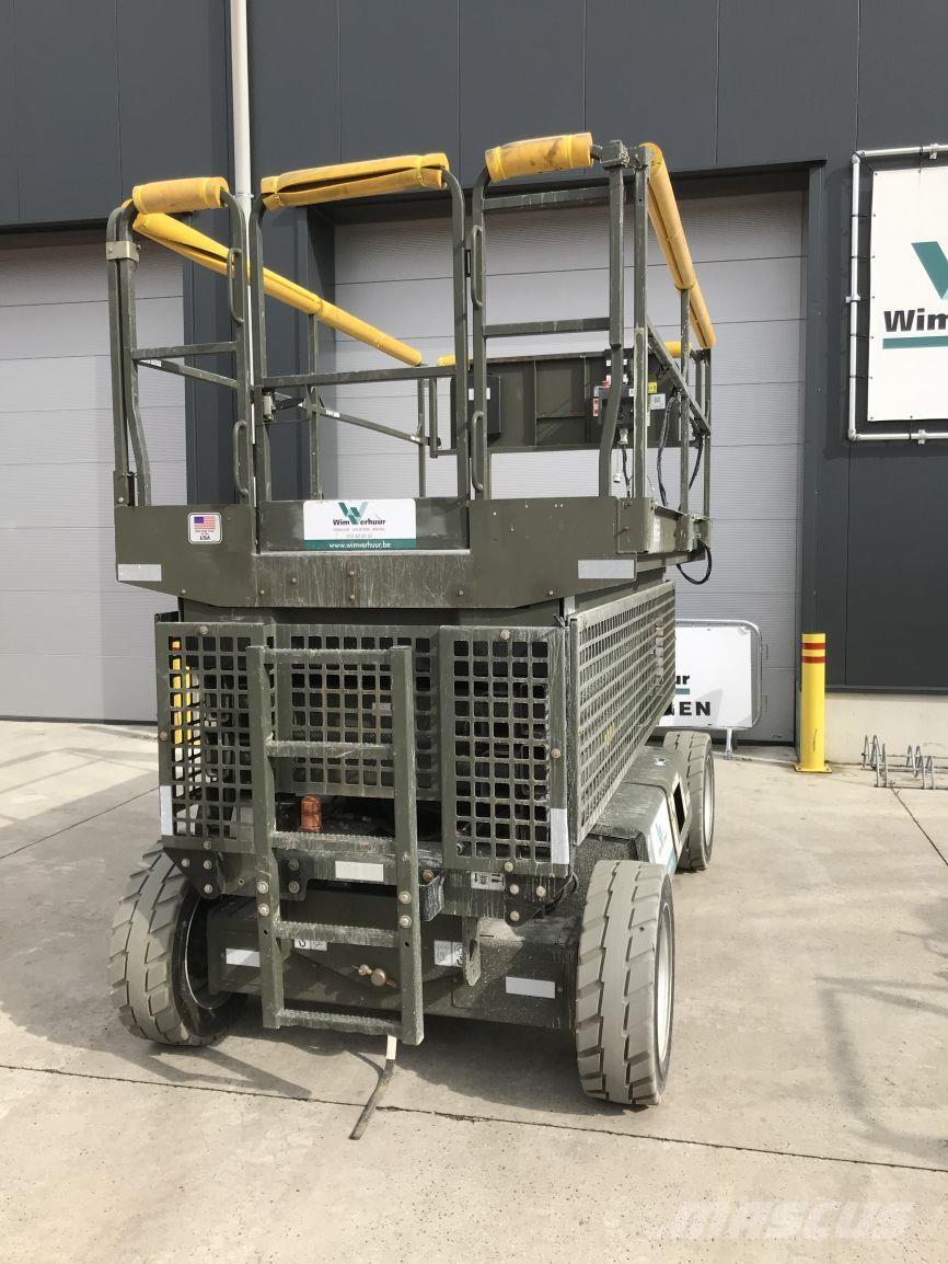 JLG M3369 (4331) Podnośniki nożycowe