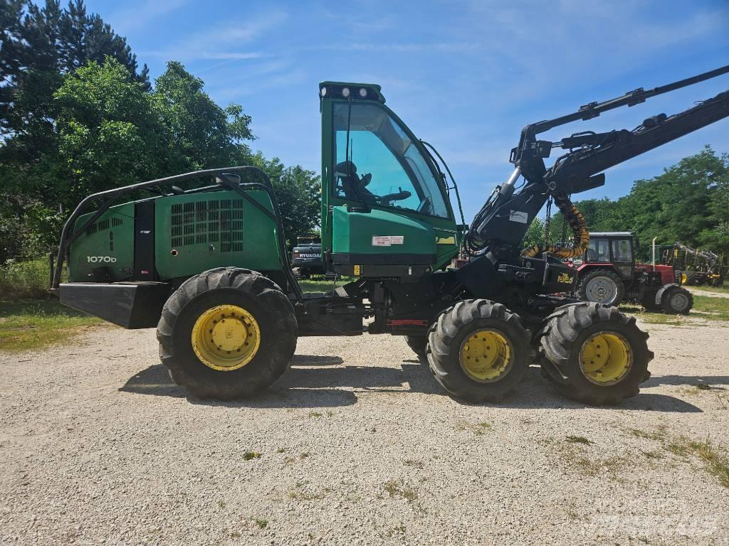 John Deere 1070 D Harwestery