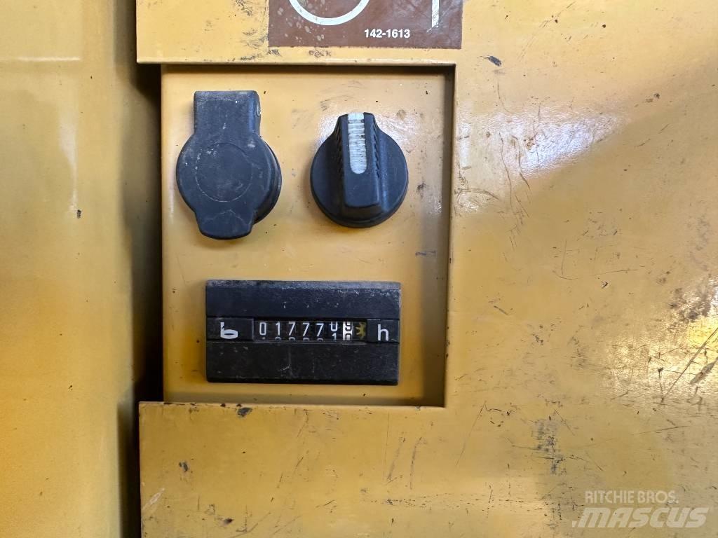 CAT M 320 VAH Koparki kołowe