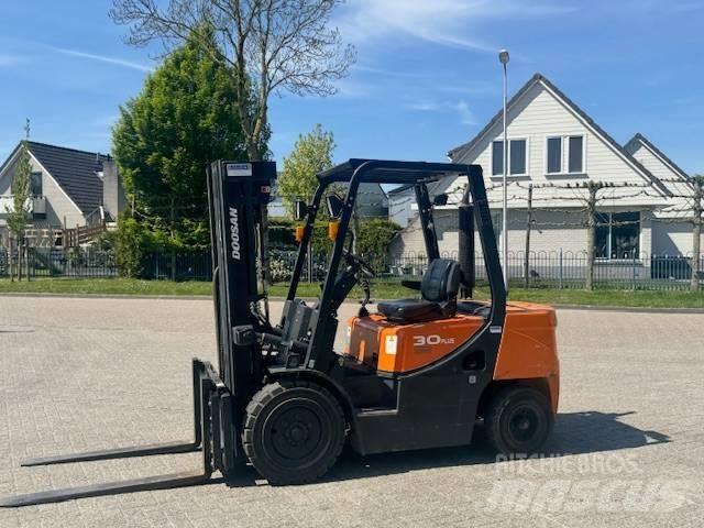 Doosan D30 Plus Wózki Diesla