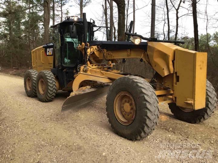 CAT 12M2 Równiarki
